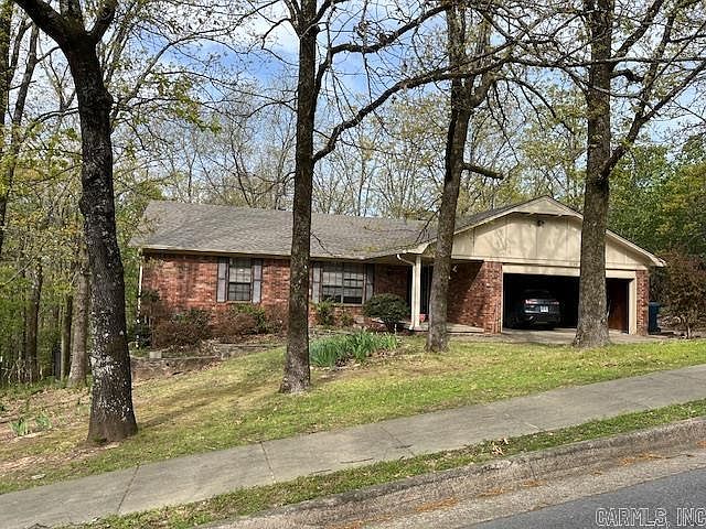 1st image of 4700 Jerry Dr