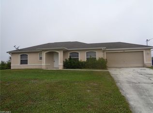 2616 66th St W, Lehigh Acres, FL 33971