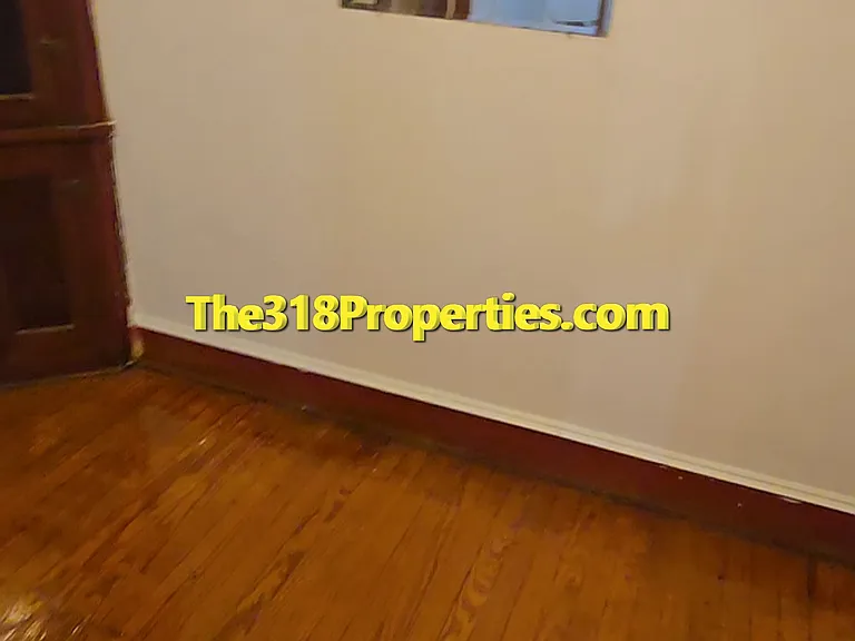 154 E Herndon St #B — Photo 11