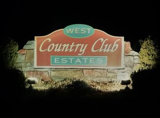 2230 W Country Club Dr, Sedalia, MO 65301