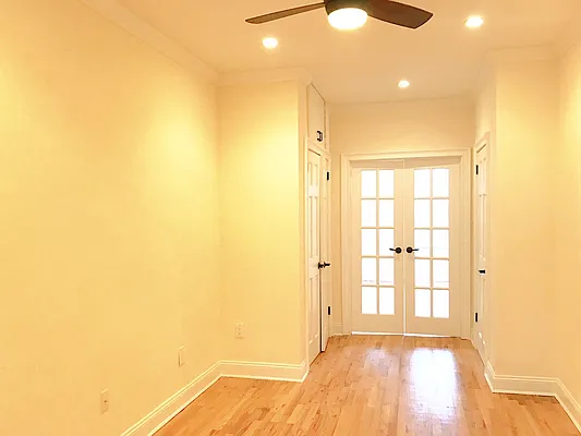 Rented by Rapid Realty Cobble Hill | media 20