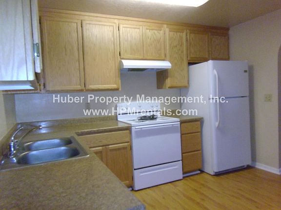 5th image of 160 E Placer St APT 1