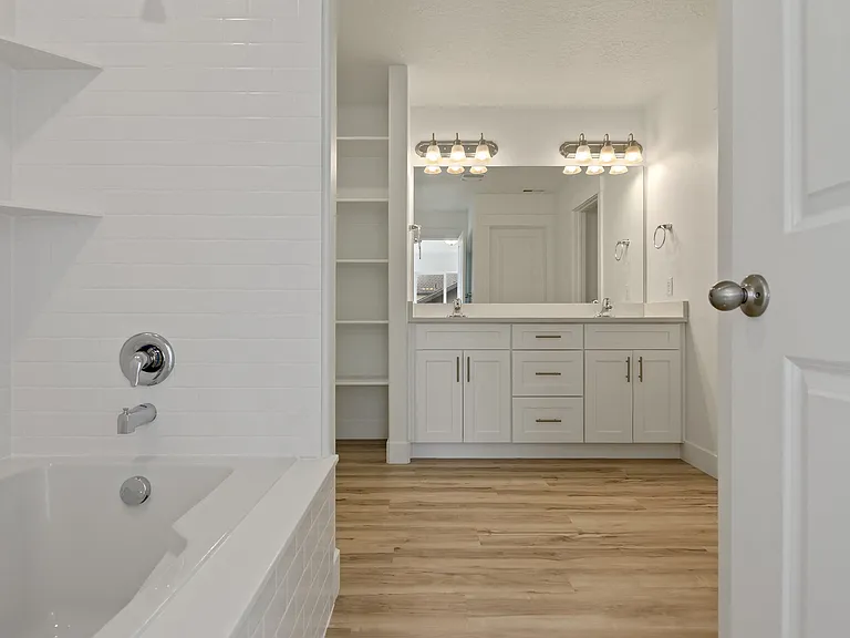 1288 Pamela St — Photo 17
