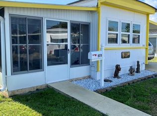 573 Marina Ln, Tavares, FL 32778