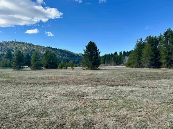 14 Smiths Ferry Dr, Cascade, ID 83611