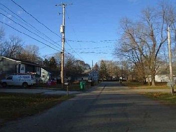2nd image of 2195 Dean Ave