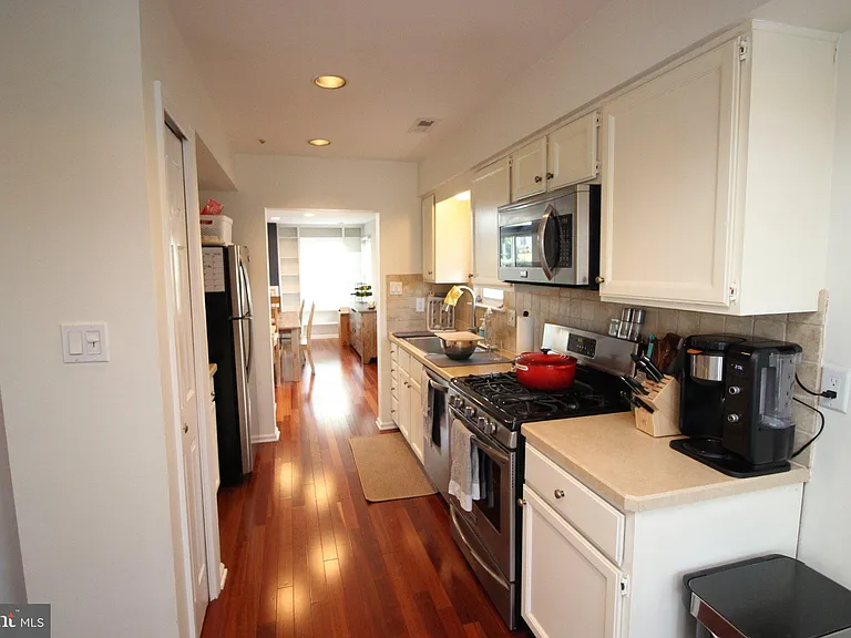 72 Skyview Way — Photo 5