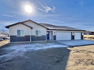 212 Spring Creek Pkwy, Spring Creek, NV 89815
