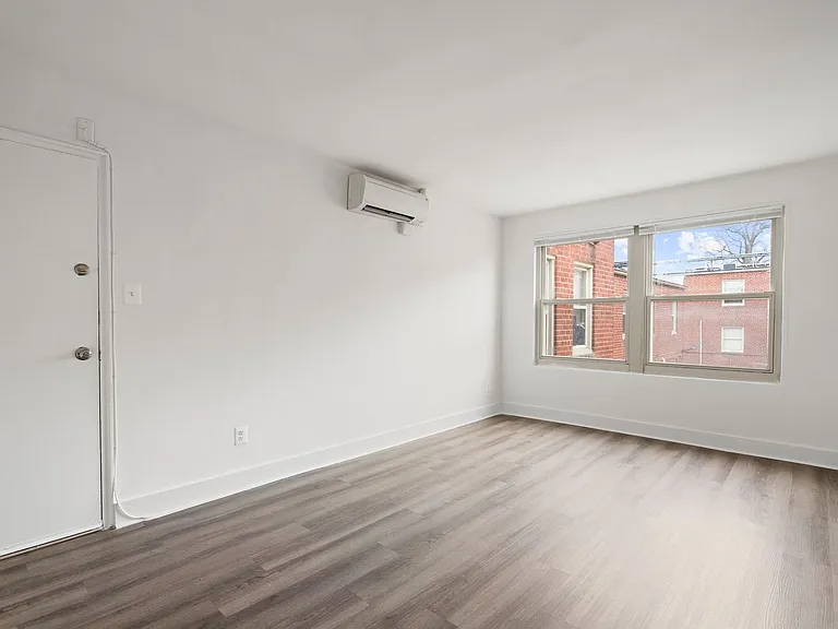 1814-1816 THE ASHTON — Photo 36