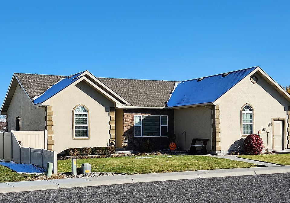 1st image of 873 Sage Dr
