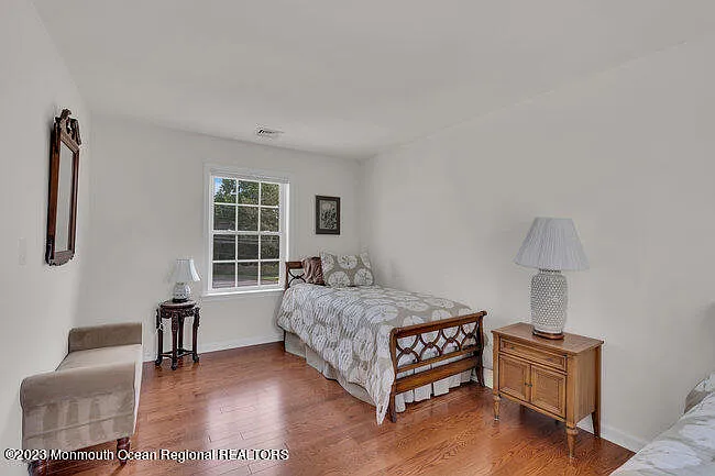 42 Pitney Ave — Photo 41