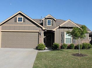 4004 W 104th Ct S, Jenks, OK 74037