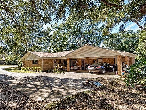 2nd image of 12886 Pinto Ct