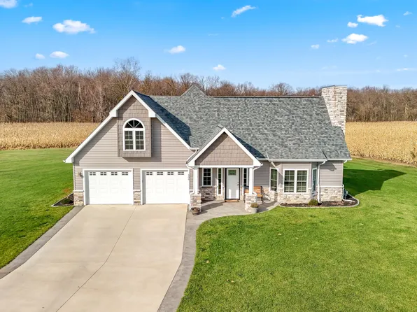 506 Briarberry Ln, Quincy, MI 49082