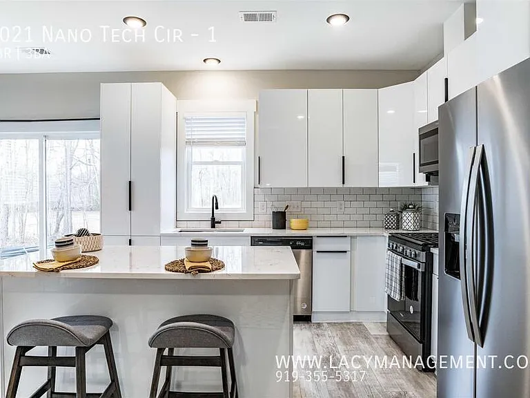 1021 Nano Tech Cir #1 — Photo 10