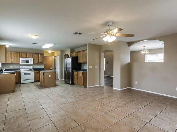 4th image of 9133 E Sugar Sumac St