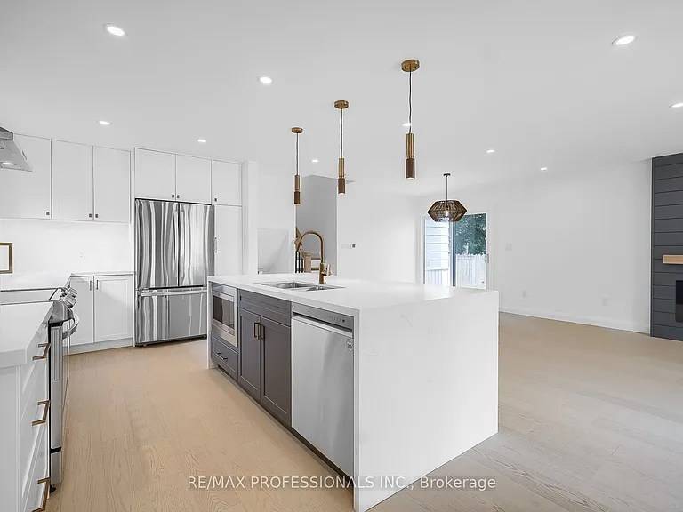 1481 Jefferson Rd — Photo 5