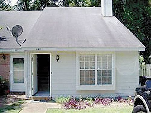 1st image of 440 Richview Park Cir W