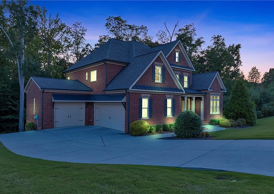 1st image of 2423 Rosapenna Ln NW