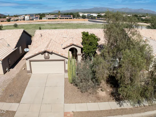 7620 W Running Bear Dr, Tucson, AZ 85743