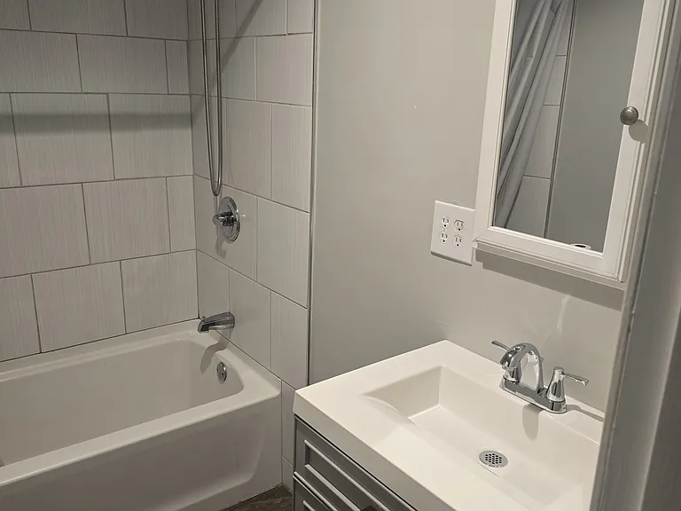 108 Anne St — Photo 24