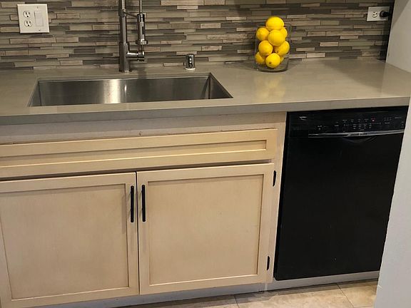 3rd image of 56 Barranca Ave APT 8