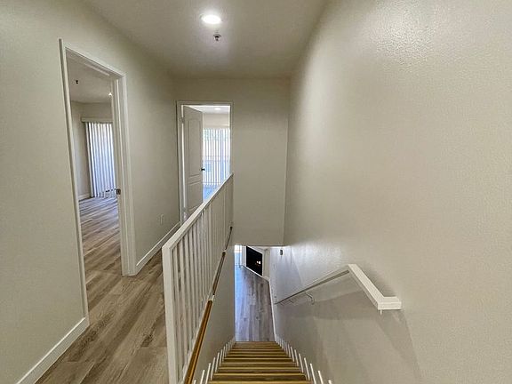 3rd image of 7323 Winnetka Ave Unit 115