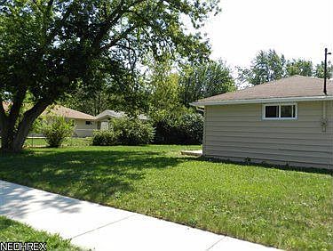 4th image of 805 Mansfield St