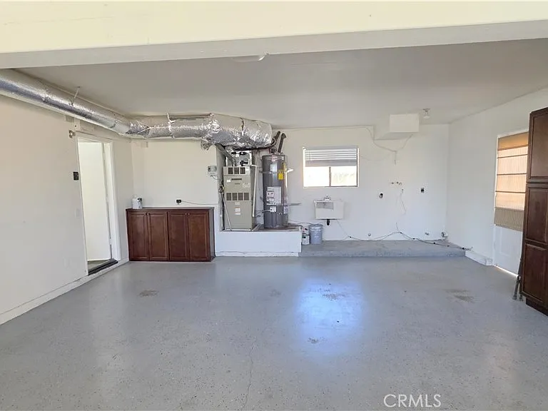 335 Eola Dr — Photo 30