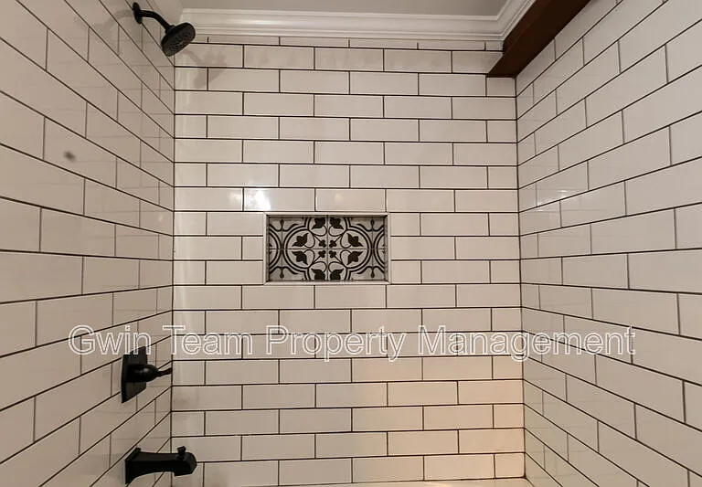 4932 Rock Haven Dr — Photo 17