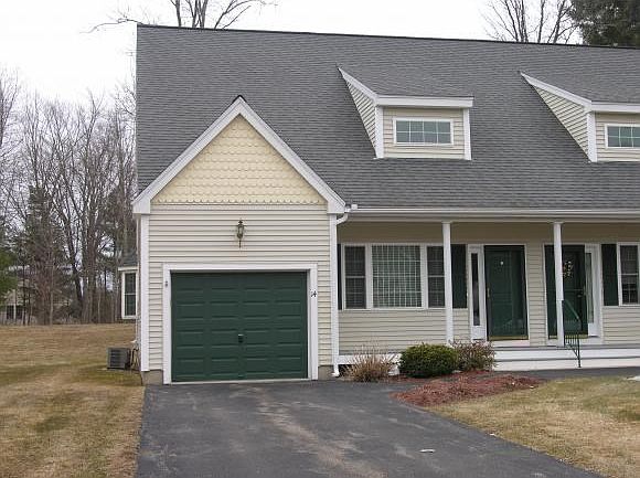 Welcome to 14 Royal Lane