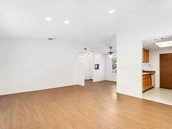 3rd image of 7406 Rush River Dr