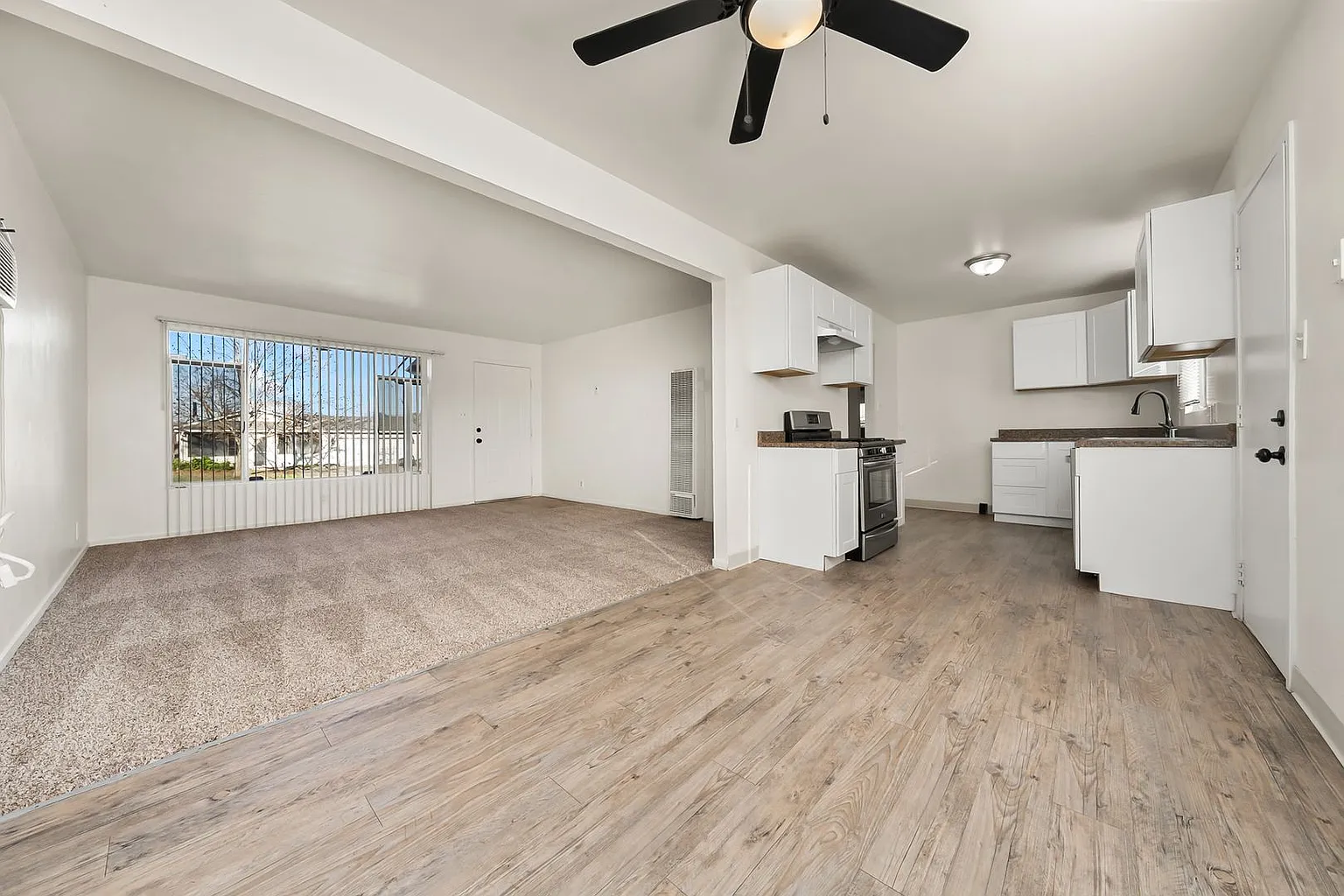 4184 Cornelia Way photo 1