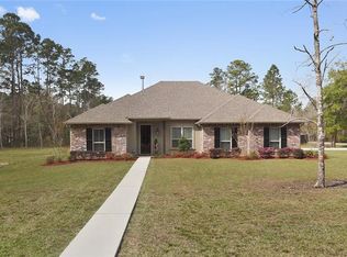 111 Primrose Dr, Covington, LA 70433