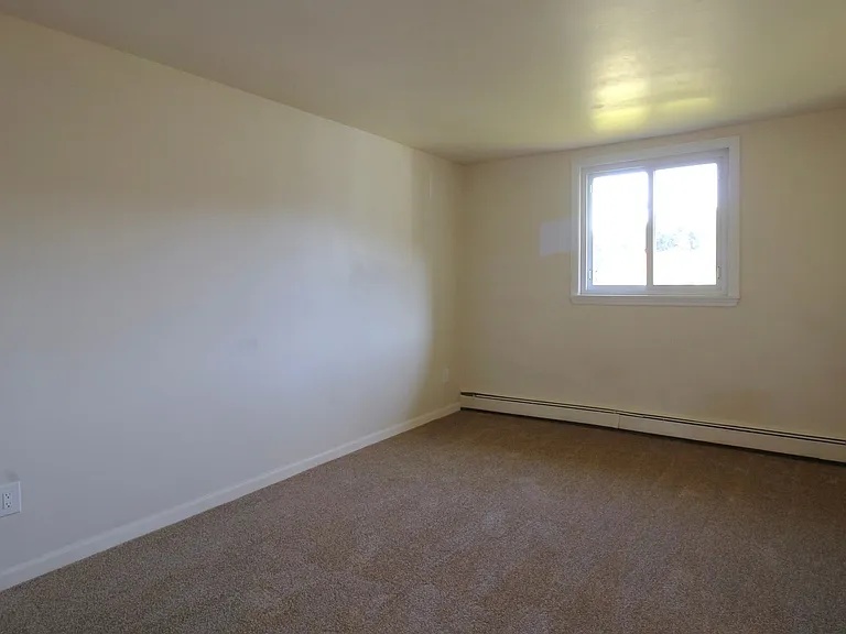 Hopewell Gardens Apartments — Photo 25