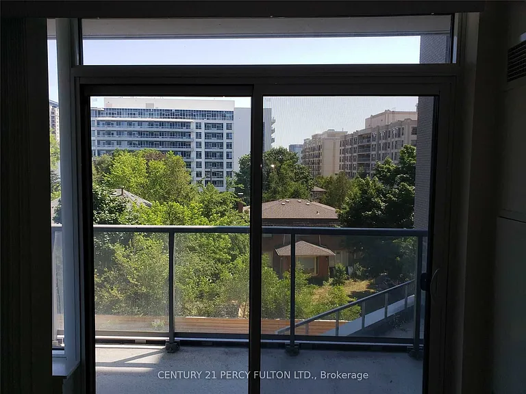 7 Kenaston Gdns #205 — Photo 11