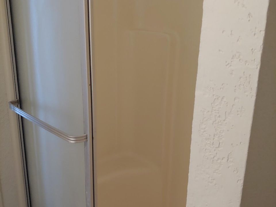 1st image of 435 Anna Cir APT 4