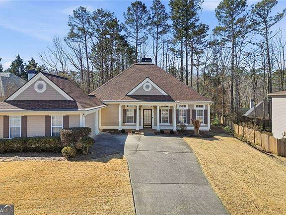 2nd image of 507 Chestnut Walk