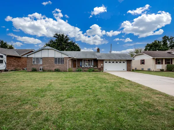 3 Huntington Rd, Augusta, KS 67010