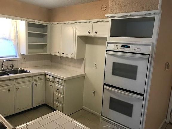4th image of 1645 Camara Ct