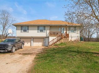 3308 E 303rd St, Cleveland, MO 64734