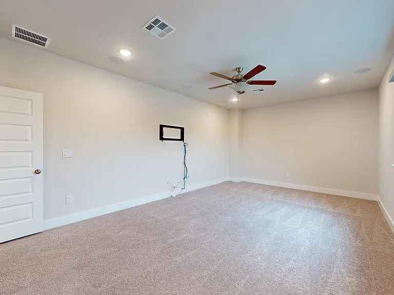 11526 Hollering Pass — Photo 39
