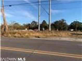 855 Holcombe Ave, Mobile, AL 36606