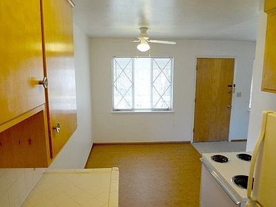 2nd image of 5484 Carlson Dr APT 14