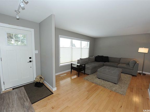 3rd image of 1107 McMillan Ave