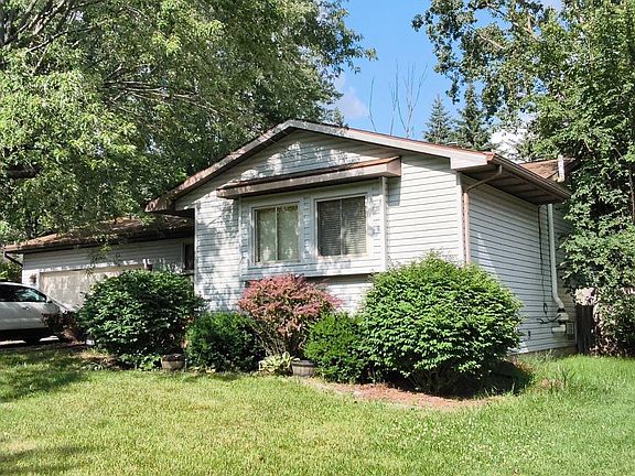 2nd image of 1638 Berkley Dr