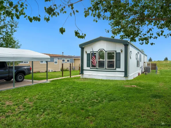 106 Julianna Rd, Cheyenne, WY 82007