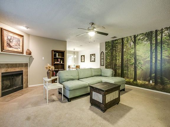 4th image of 131 Jefferson Dr