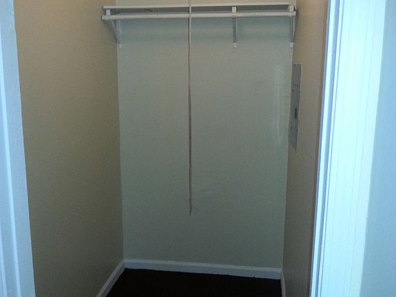 5th image of 144 N Waller Ave APT 2W