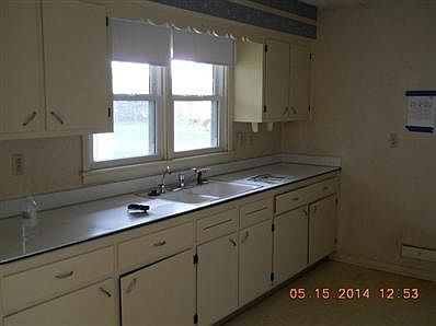 5th image of 4519 Upland Dr